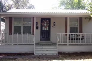 1533 W 6th St, Corsicana, TX 75110 - Photo 1