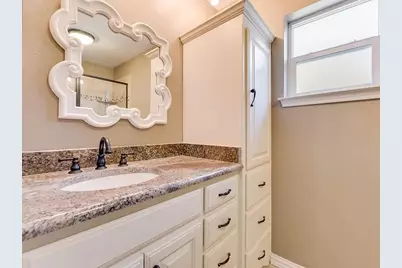 4919 Woodland Park Boulevard, Arlington, TX 76013 - Photo 9