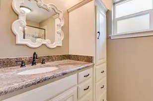 4919 Woodland Park Blvd, Arlington, TX 76013 - Photo 9