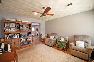 2701 Judy Dr, Mesquite, TX 75149 - Photo 9