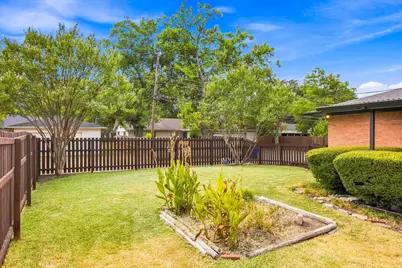 5826 Enchanted Lane, Dallas, TX 75227 - Photo 23