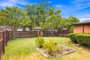 5826 Enchanted Ln, Dallas, TX 75227 - Photo 23