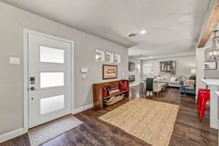 5881 Tracyne Dr, Westworth Village, TX 76114 - Photo 5