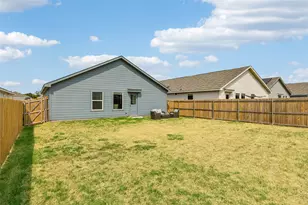 6811 Fairview Ave, Princeton, TX 75407 - Photo 23