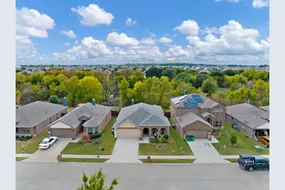 1120 Cheyenne Drive, Aubrey, TX 76227 - Photo 7
