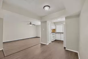 1949 Shorewood Dr, Grapevine, TX 76051 - Photo 11