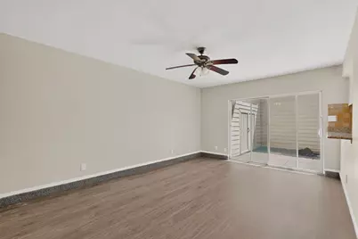 1949 Shorewood Drive, Grapevine, TX 76051 - Photo 9