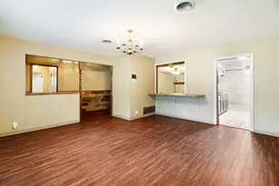 165 E Bennett St, Detroit, TX 75436 - Photo 5