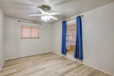 312 NW Wintercrest Road, Burleson, TX 76028 - Photo 5