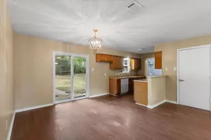 10204 Rolling Pines Dr, Tyler, TX 75707 - Photo 11