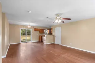 10204 Rolling Pines Dr, Tyler, TX 75707 - Photo 5