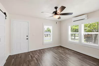 707 W Water Street, Weatherford, TX 76086 - Photo 17