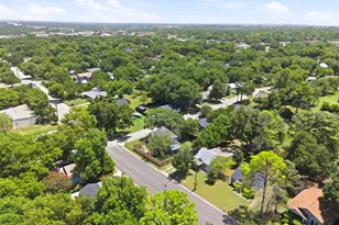 707 W Water St, Weatherford, TX 76086 - Photo 23