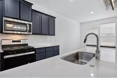 1005 Chaplin Drive, Fort Worth, TX 76247 - Photo 5