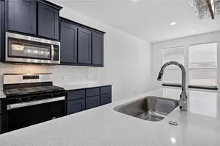 1005 Chaplin Dr, Fort Worth, TX 76247 - Photo 5