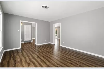 6121 Ten Mile Bridge Road, Fort Worth, TX 76135 - Photo 11