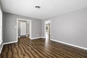 6121 Ten Mile Bridge Rd, Fort Worth, TX 76135 - Photo 11