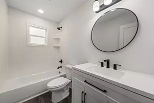 234 Avenue E, Lacy Lakeview, TX 76705 - Photo 13