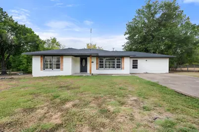 2922 College Circle, Corsicana, TX 75110 - Photo 3
