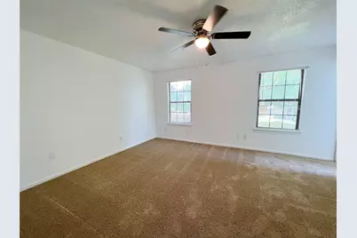 616 Valley Spring Drive, Arlington, TX 76018 - Photo 21