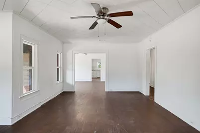 817 Marion Avenue, Fort Worth, TX 76104 - Photo 11