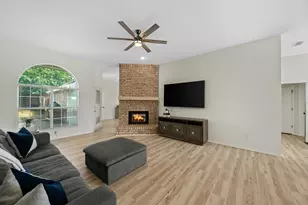 5084 Lakeshore Blvd, The Colony, TX 75056 - Photo 9