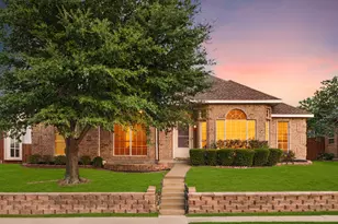 5084 Lakeshore Blvd, The Colony, TX 75056 - Photo 1