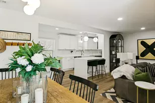 12420 Wood Manor Cir, Farmers Branch, TX 75234 - Photo 11
