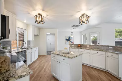 4020 Caldwell Avenue, The Colony, TX 75056 - Photo 9