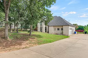 810 Pennsylvania Ave, Kennedale, TX 76060 - Photo 3