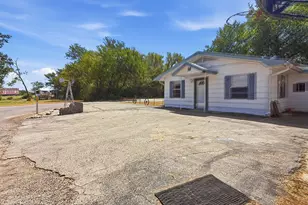 97 Heddingham Dr, Gordonville, TX 76245 - Photo 5
