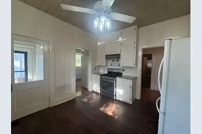410 E Main Street, Wortham, TX 76693 - Photo 15