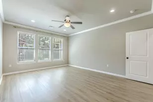 1300 Sleepy Hollow Rd, Woodway, TX 76712 - Photo 9