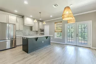 1300 Sleepy Hollow Rd, Woodway, TX 76712 - Photo 7