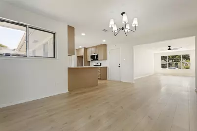 3138 Touraine Drive, Dallas, TX 75211 - Photo 7
