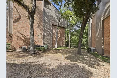 9801 Royal Lane #702, Dallas, TX 75231 - Photo 17