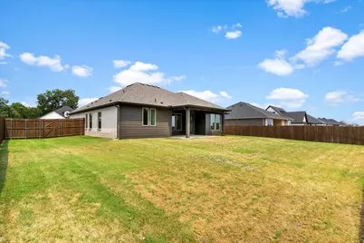 2110 Briarwood Drive, Bridgeport, TX 76426 - Photo 35