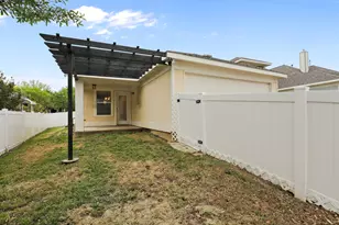 1104 Grey Fox Dr, Savannah, TX 76227 - Photo 17
