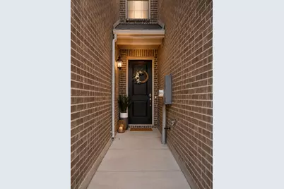 585 Hutchinson Lane, Lewisville, TX 75077 - Photo 25