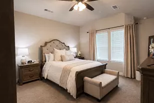 585 Hutchinson Ln, Lewisville, TX 75077 - Photo 9