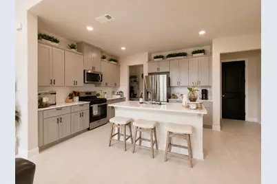 585 Hutchinson Lane, Lewisville, TX 75077 - Photo 5