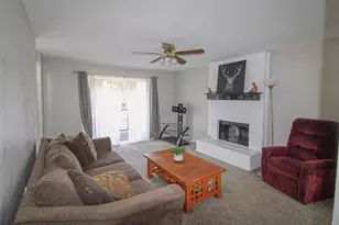 6111 Farmingdale Dr, Arlington, TX 76001 - Photo 9