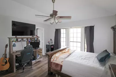 6111 Farmingdale Drive, Arlington, TX 76001 - Photo 19
