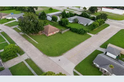 8501 Tidwell Road, Houston, TX 77028 - Photo 11