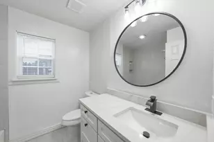 10124 Shayna Dr, Dallas, TX 75217 - Photo 15