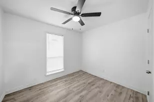 10124 Shayna Dr, Dallas, TX 75217 - Photo 13
