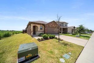 1501 Dilley Ln, Forney, TX 75126 - Photo 3