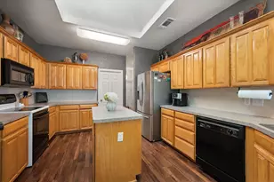 6920 Cold Water Canyon Rd, Fort Worth, TX 76132 - Photo 11