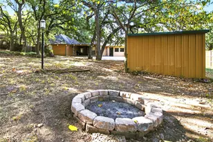 244 Moore Rd, Burleson, TX 76028 - Photo 27