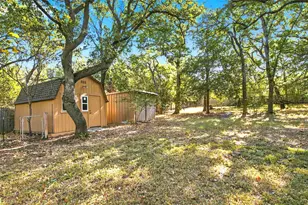244 Moore Rd, Burleson, TX 76028 - Photo 3
